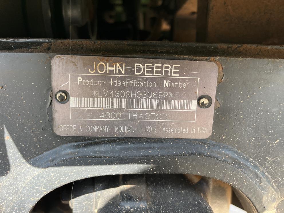 Image for 2000 John Deere 4300