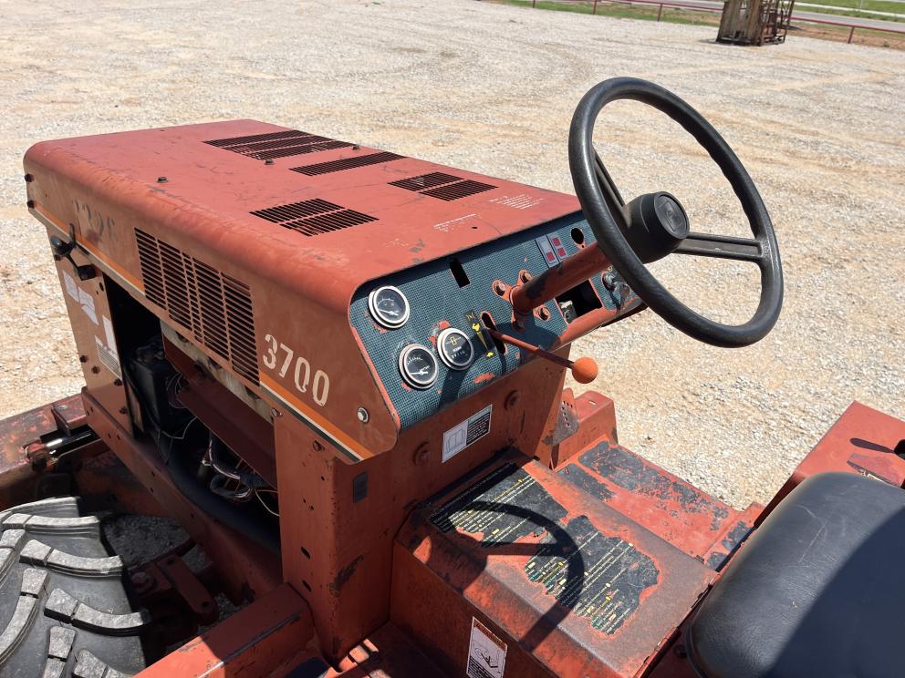 Image for 1999 Ditch Witch 3700
