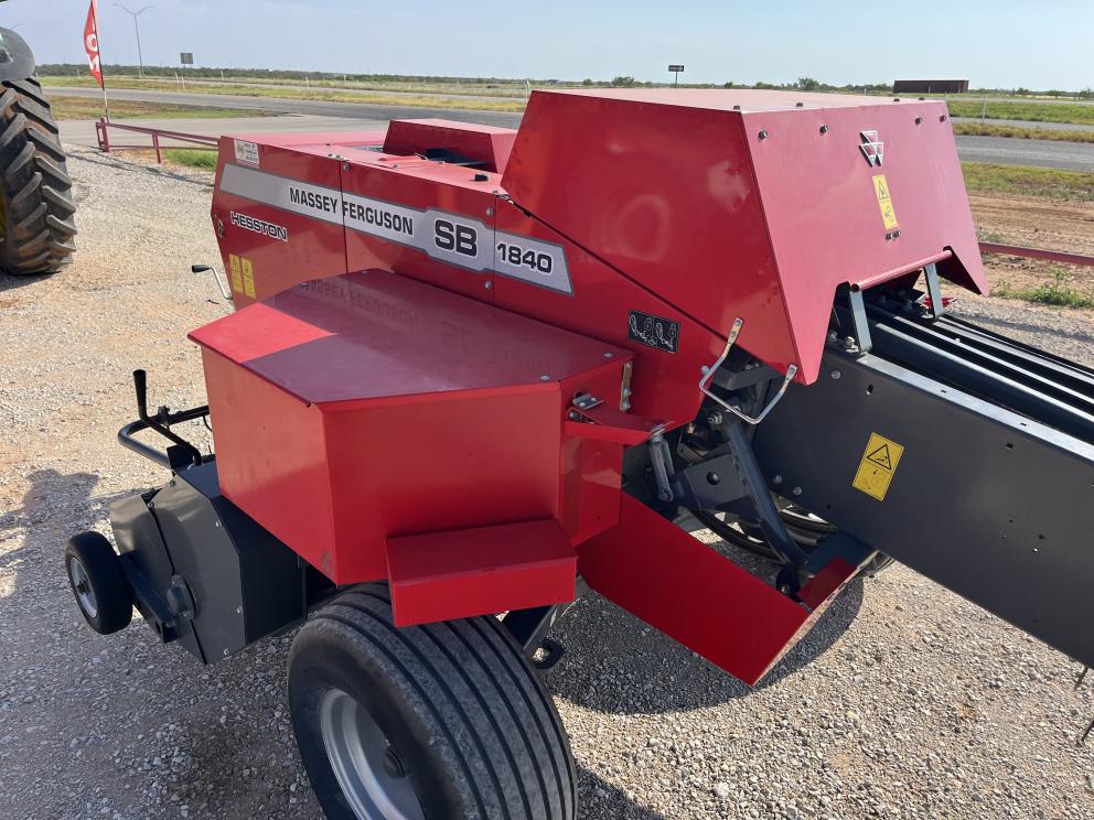 Image for 2023 Massey Ferguson 1840