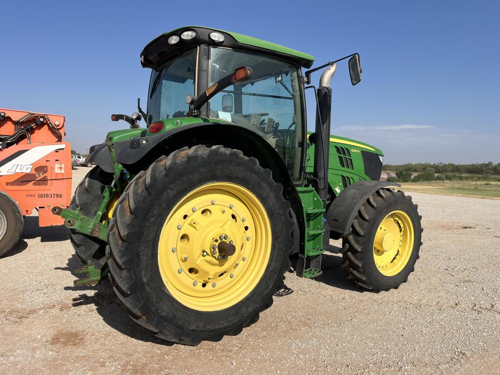 Image for 2014 John Deere 6210R