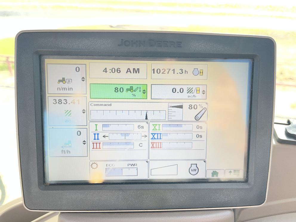 Image for 2014 John Deere 6210R