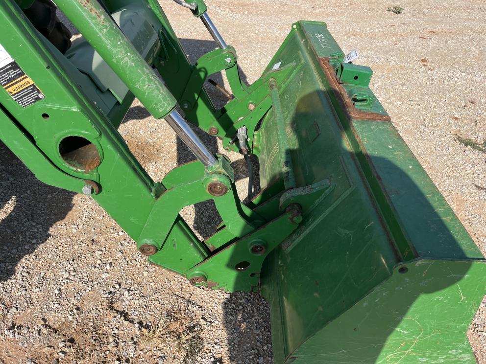 Image for 2019 John Deere 5075E