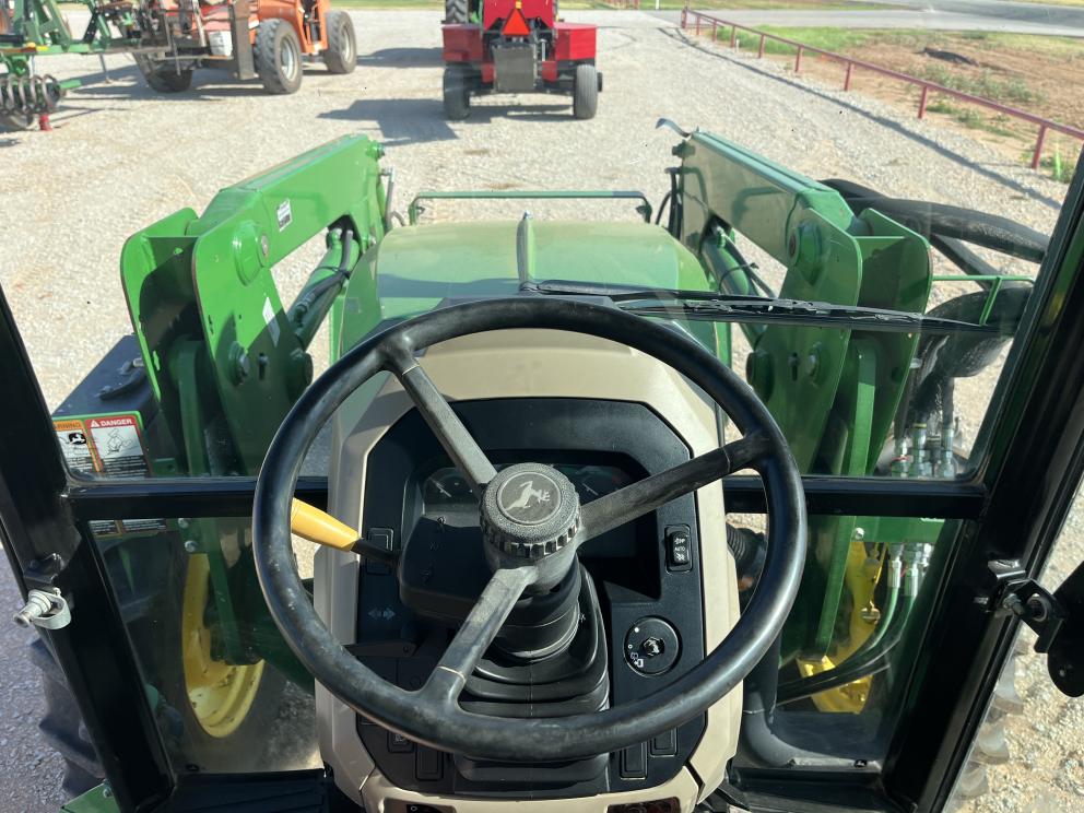 Image for 2019 John Deere 5075E