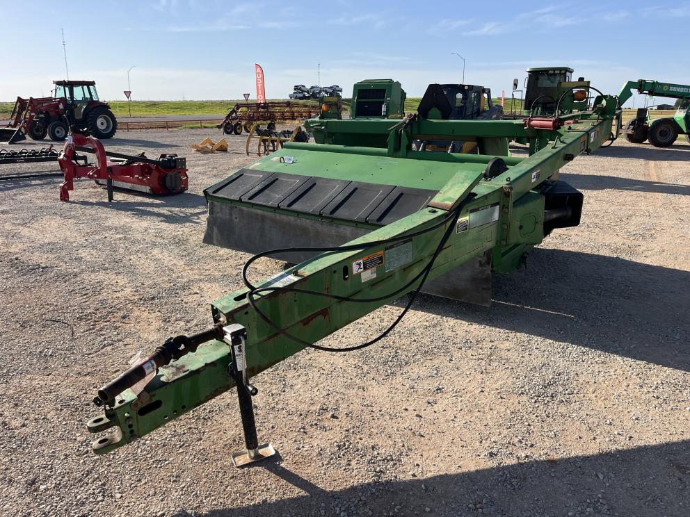 Image for 2000 John Deere 925