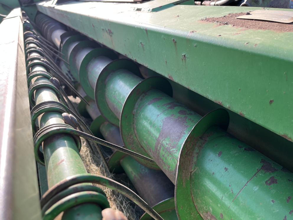 Image for 2000 John Deere 4890