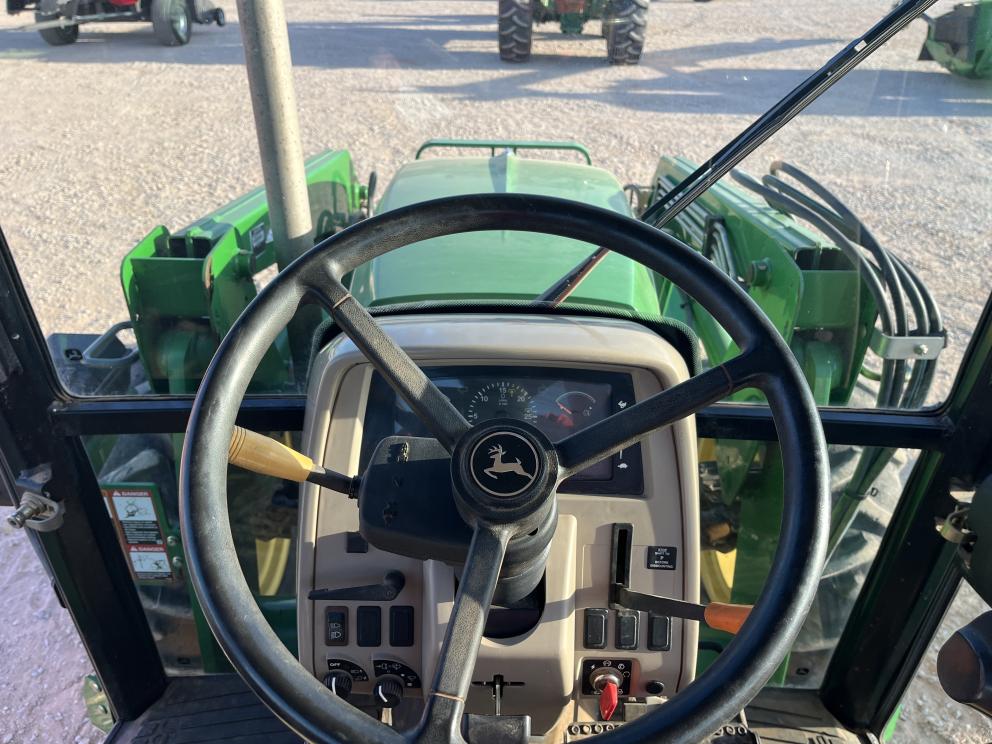 Image for 2009 John Deere 5101E