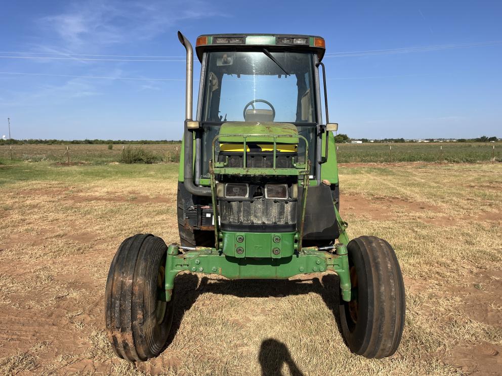 Image for 1997 John Deere 7210
