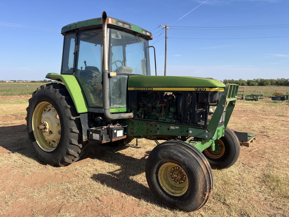 Image for 1997 John Deere 7210