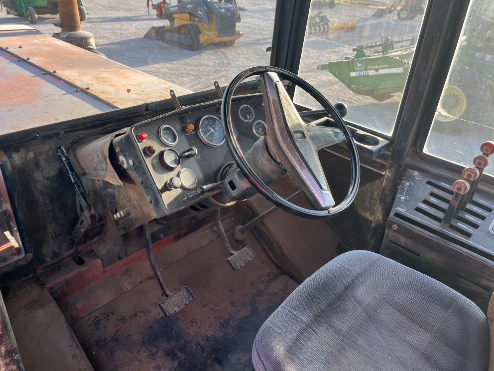 Image for 1978 Versatile 835