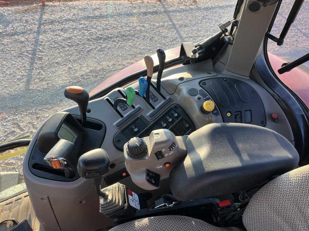 Image for 2022 Case IH Maxxum 125