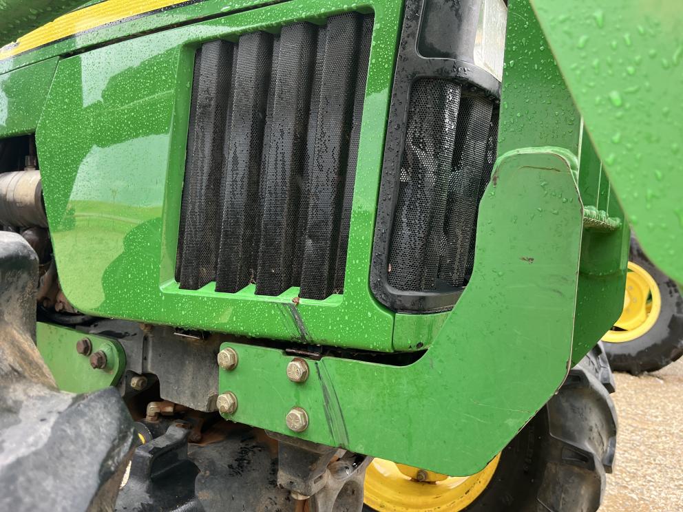 Image for 2004 John Deere 5420