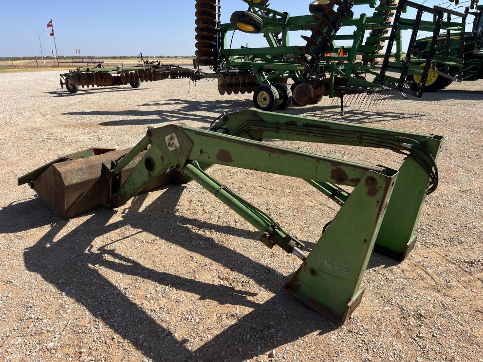 Image for John Deere 158