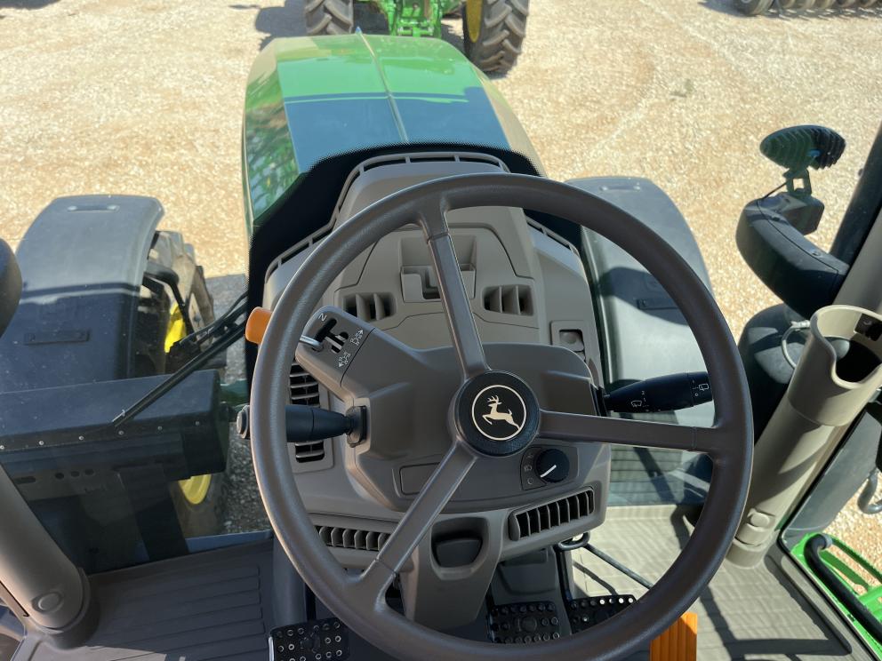 Image for 2024 John Deere 6R 155