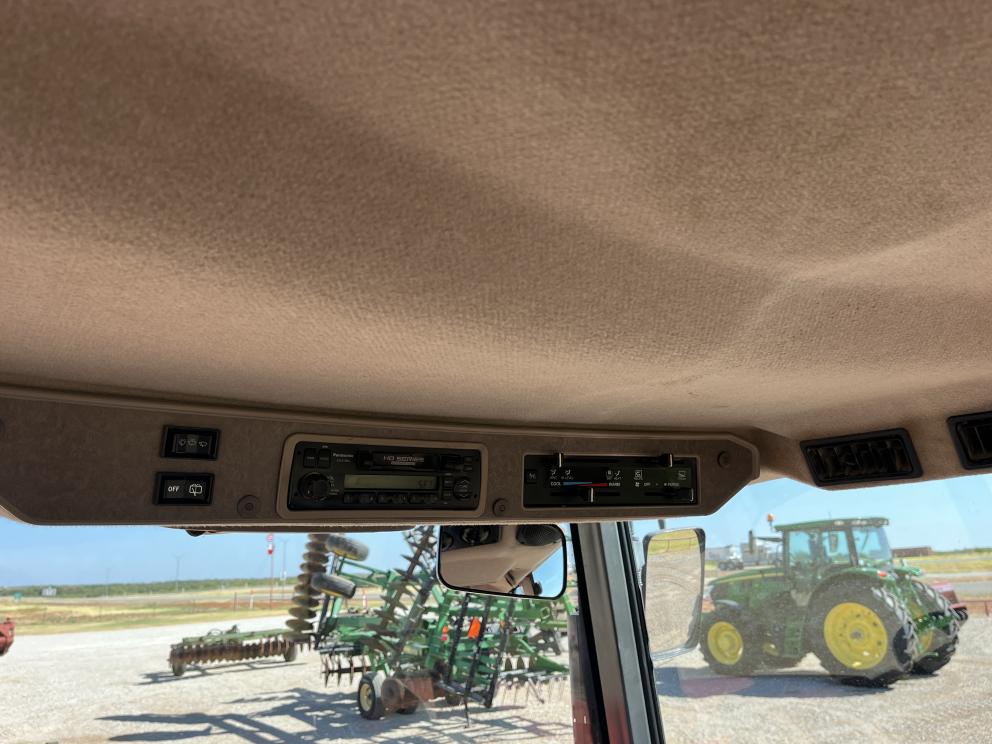 Image for 2010 Kubota M135X