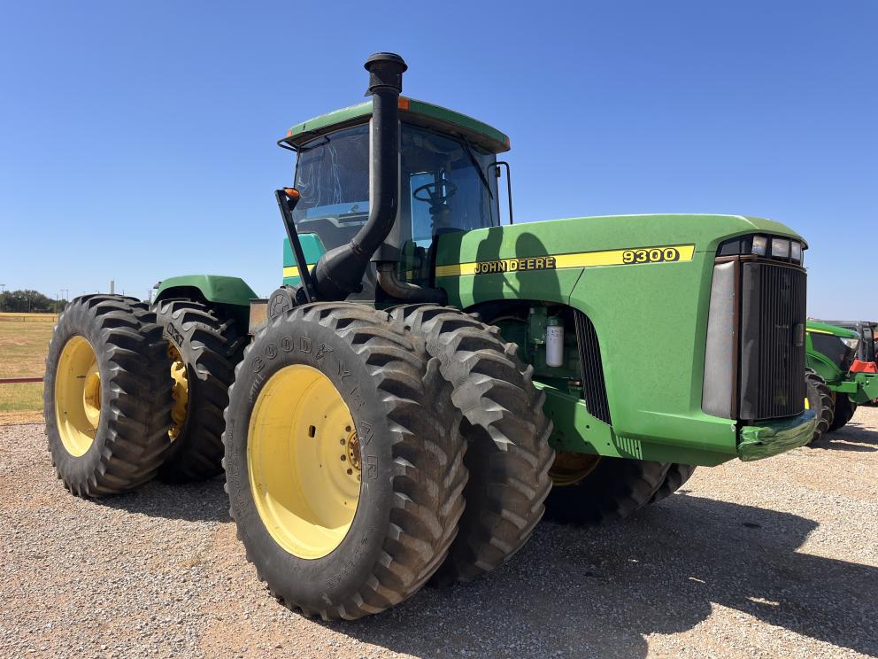 Image for 2000 John Deere 9300