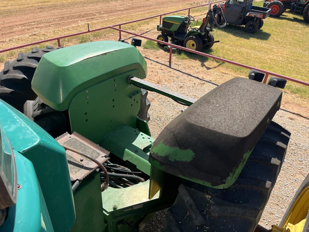 Image for 2000 John Deere 9300