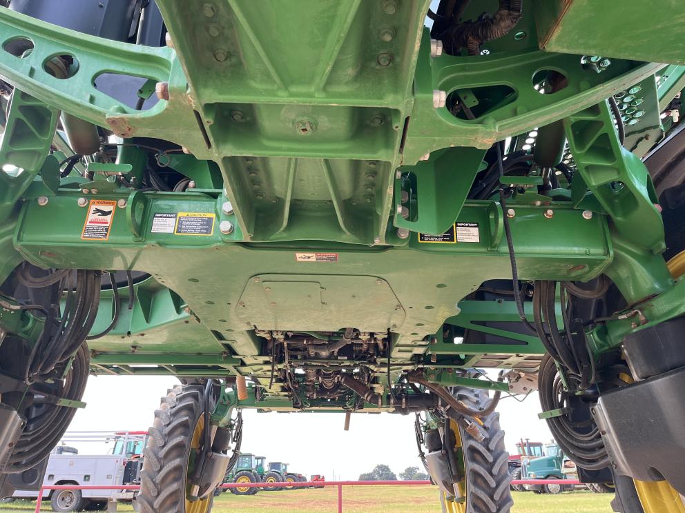 Image for 2017 John Deere R4030