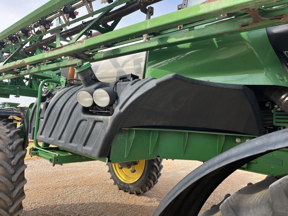 Image for 2017 John Deere R4030