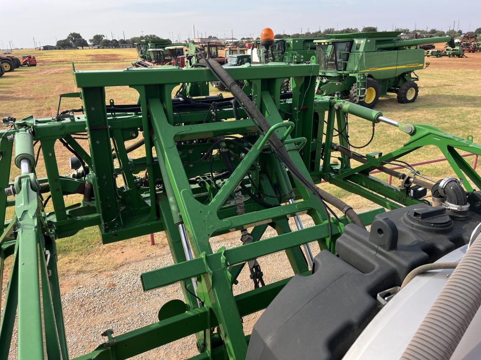 Image for 2017 John Deere R4030