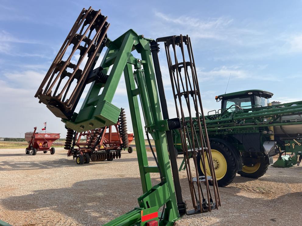 Image for 2017 John Deere 200