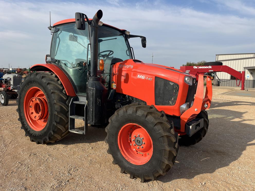 Image for 2022 Kubota M6-141