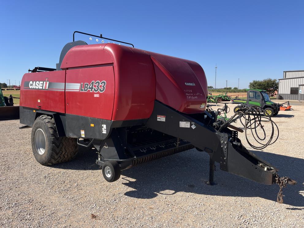 Image for 2011 Case IH LB433