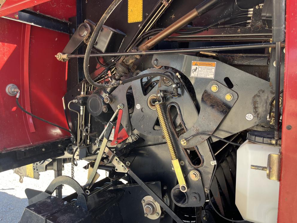 Image for 2011 Case IH LB433