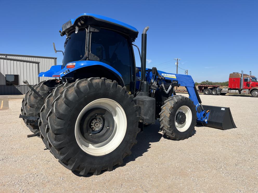 Image for 2016 New Holland T7.210