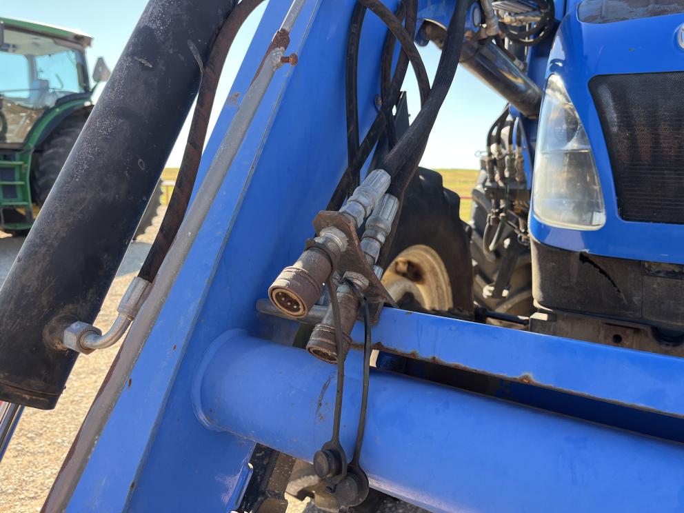 Image for 2015 New Holland T4.115