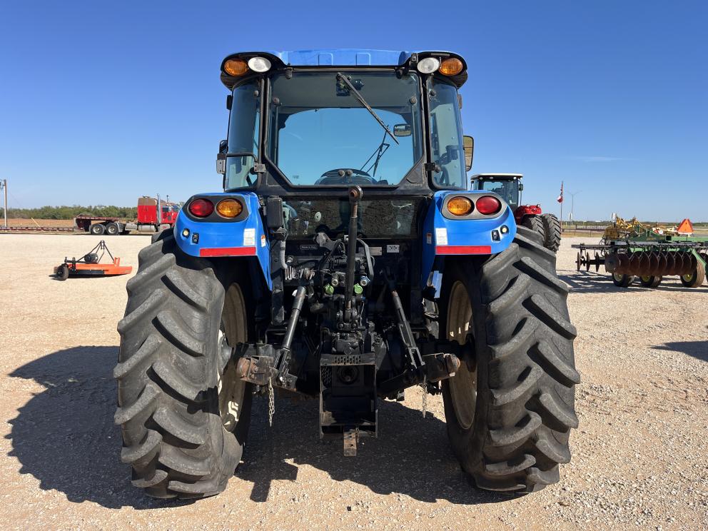 Image for 2015 New Holland T4.115