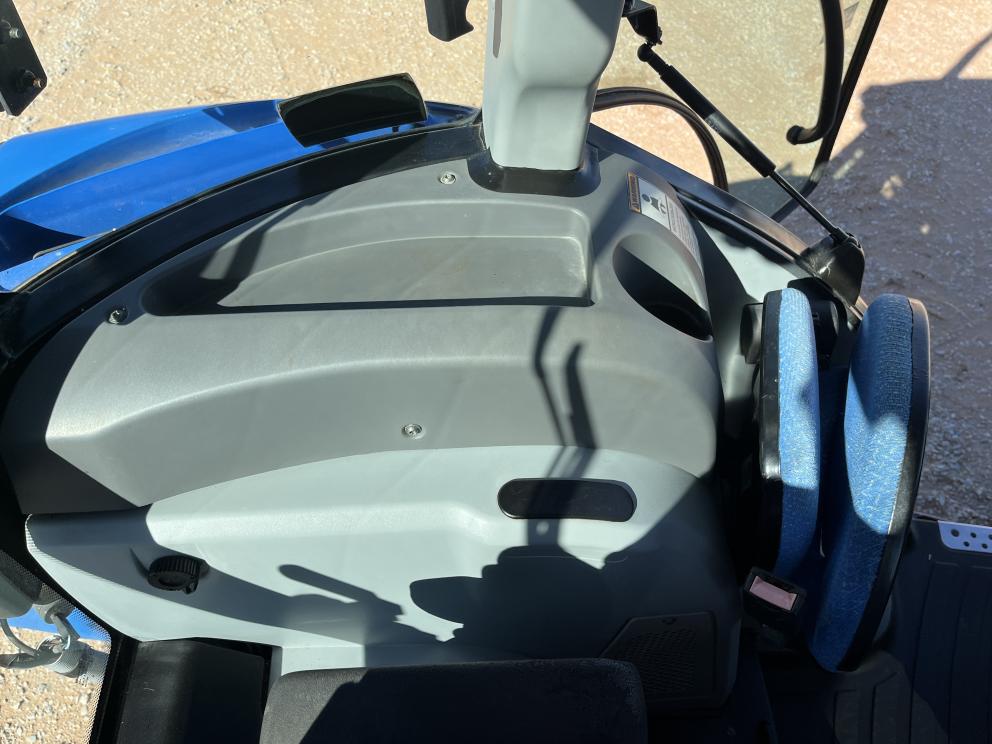 Image for 2015 New Holland T4.115