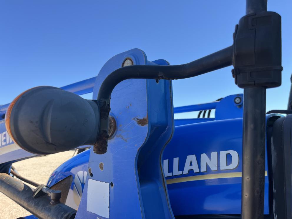 Image for 2015 New Holland T4.115