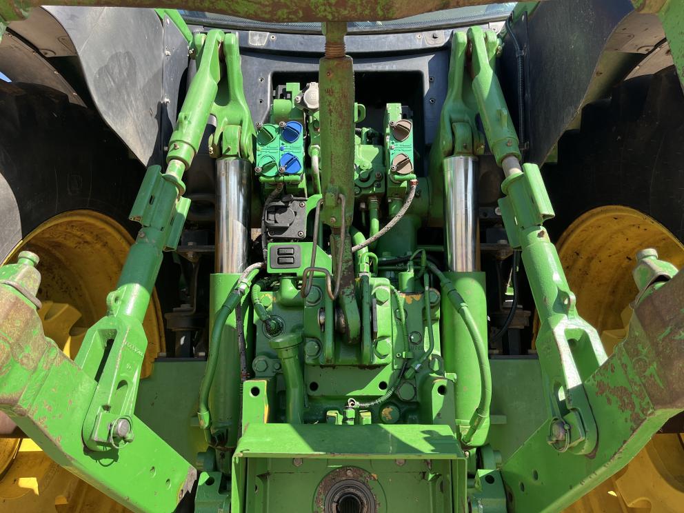 Image for 2013 John Deere 6170R
