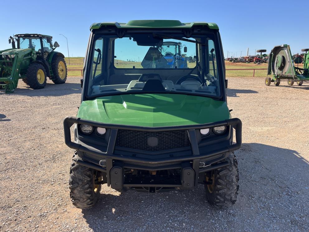 Image for 2018 John Deere Gator XUV 865R