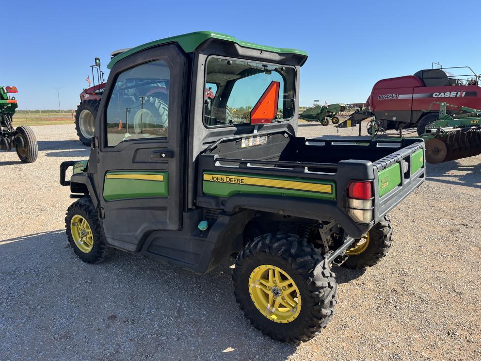 Image for 2018 John Deere Gator XUV 865R