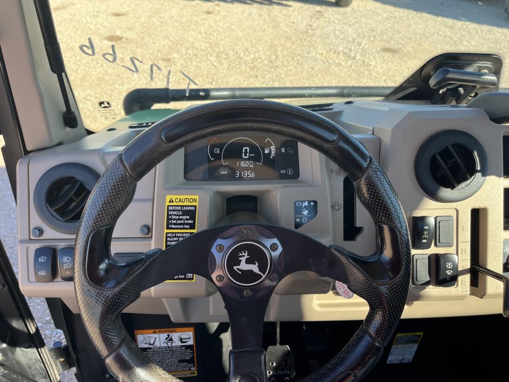 Image for 2018 John Deere Gator XUV 865R