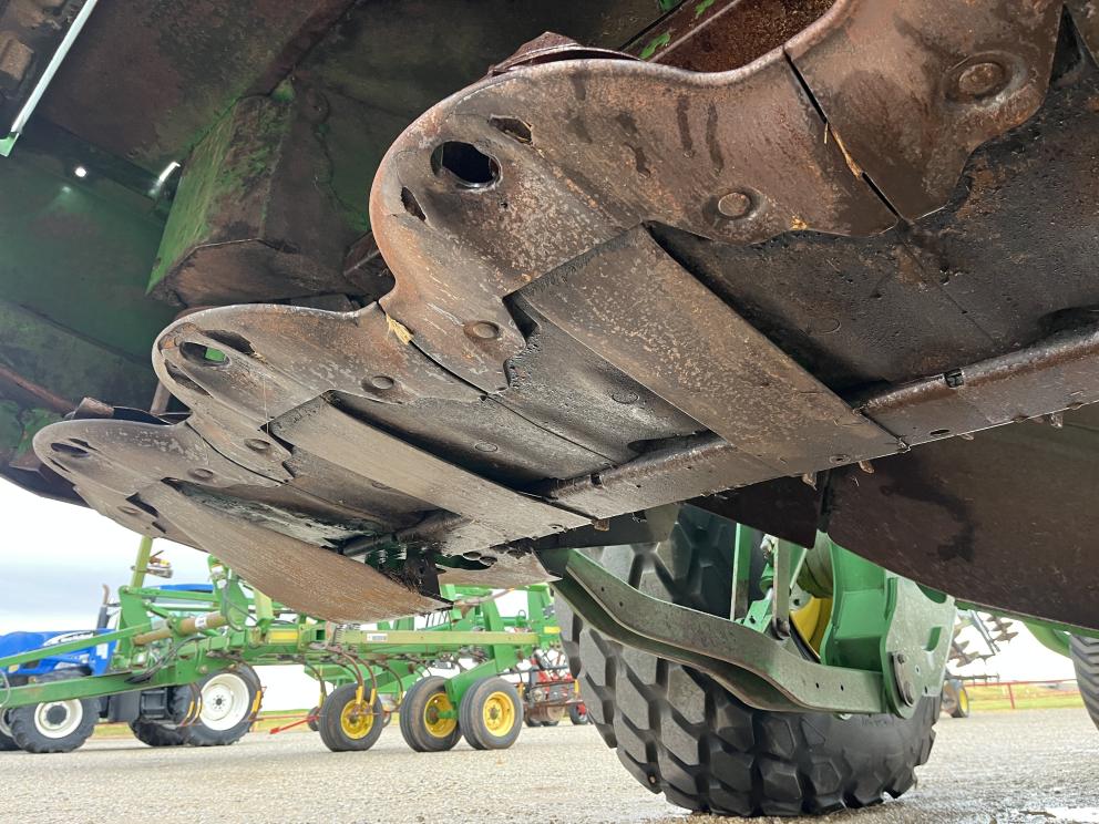 Image for 2022 John Deere W235R