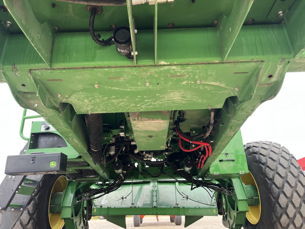 Image for 2022 John Deere W235R