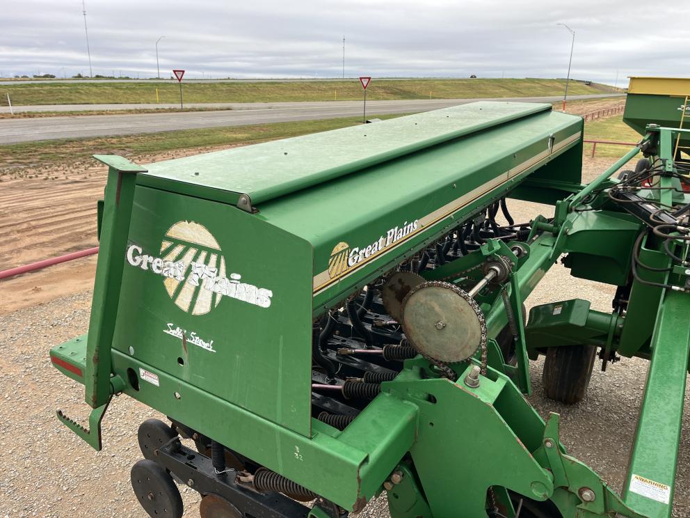 Image for 2002 Great Plains 2S2600