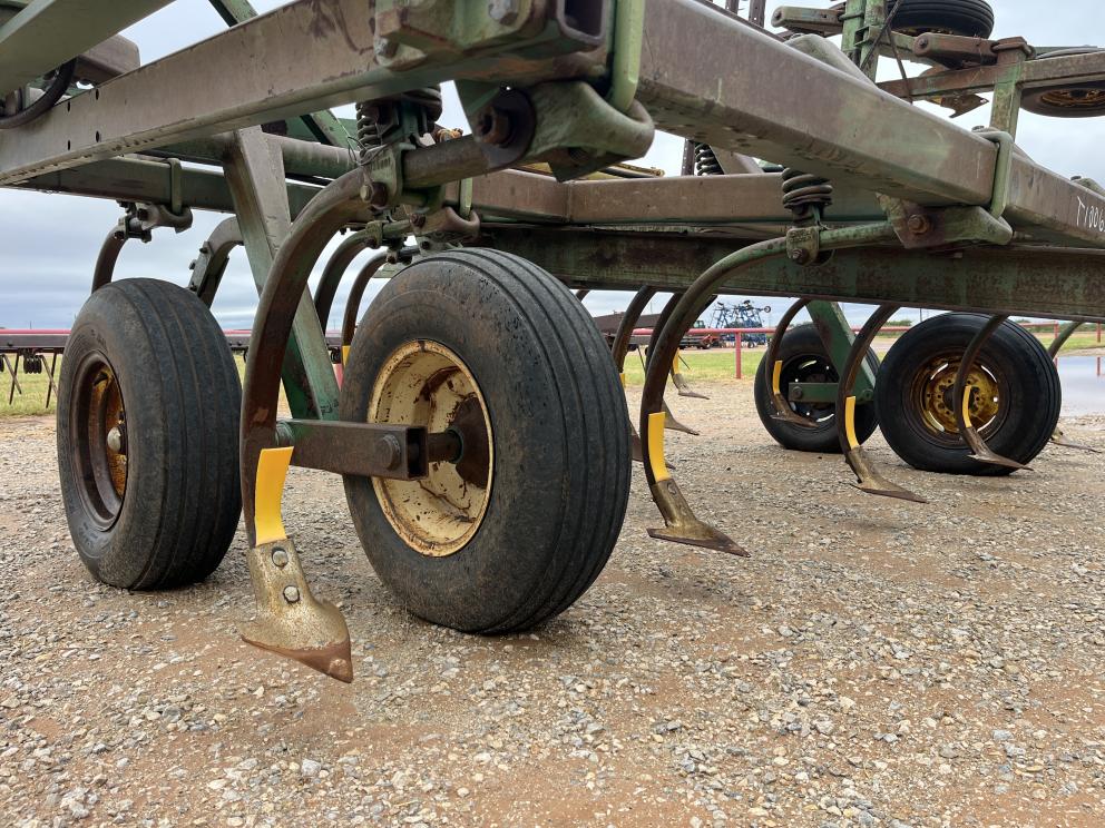 Image for John Deere 1610