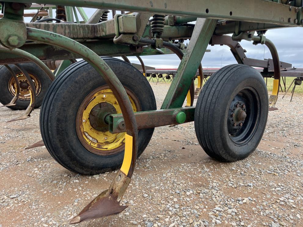 Image for John Deere 1610