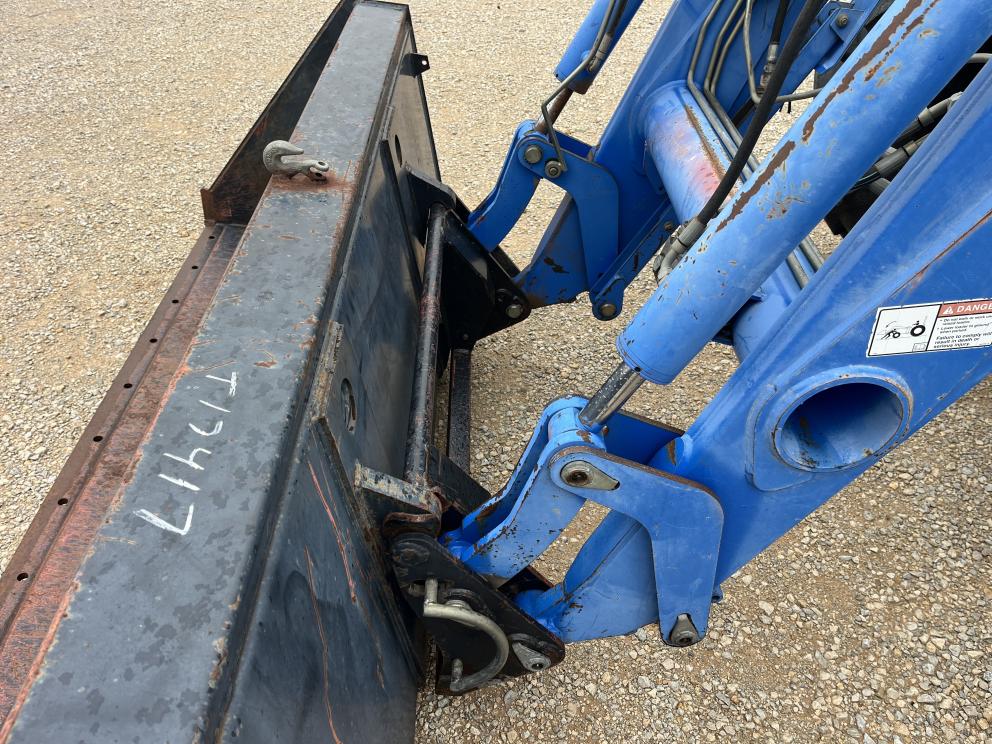 Image for 2005 New Holland TS115A