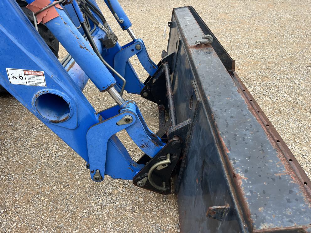 Image for 2005 New Holland TS115A