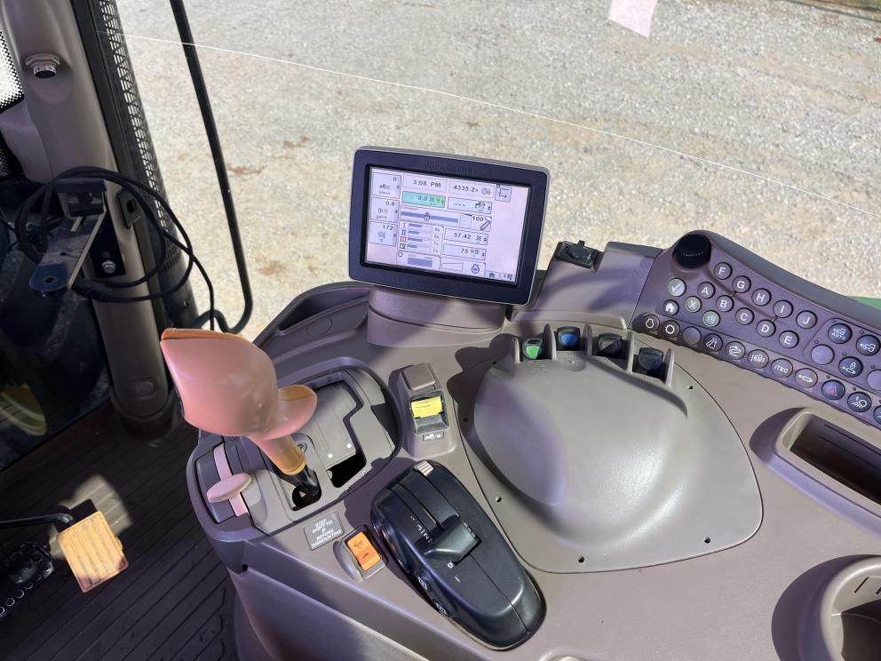 Image for 2014 John Deere 6140R