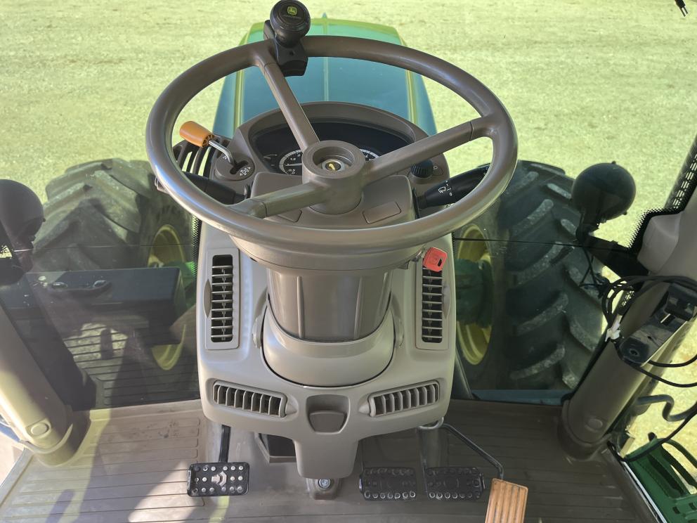 Image for 2014 John Deere 6140R