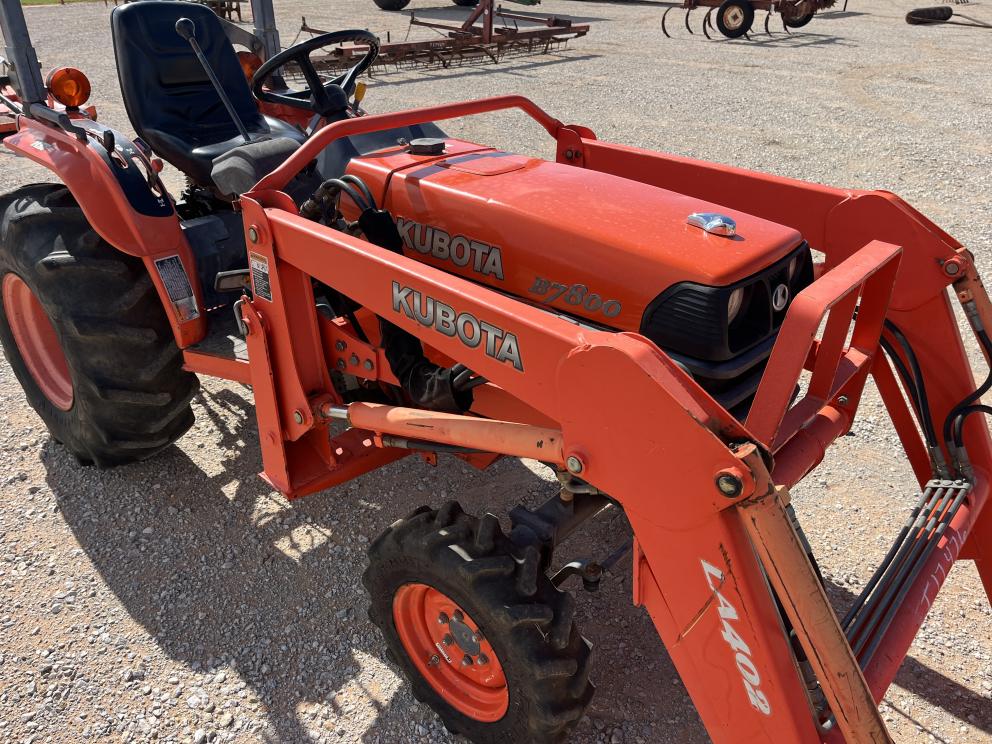 Image for 2006 Kubota B7800