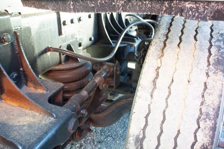 Image for 2001 Kenworth T800 Quint Axle Dump Truck CAT C15 6 NZ Diesel Rebuilt with CAT OEM Parts