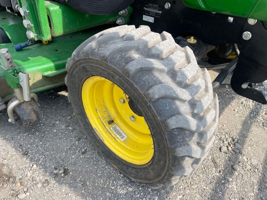 Image for 2019 John Deere 1025R 4WD Tractor with 120R Loader