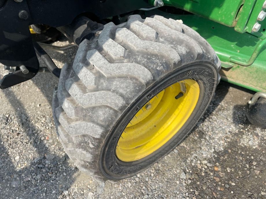 Image for 2019 John Deere 1025R 4WD Tractor with 120R Loader
