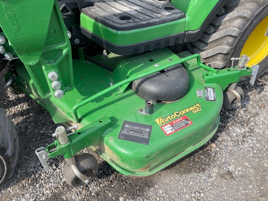 Image for 2019 John Deere 1025R 4WD Tractor with 120R Loader